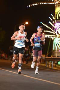 BIB: 40314, 0000
                            <button type="button" onclick="openModal(23176832)" class="btn btn-primary btn-sm float-right btn-popup" data-toggle="modal" data-target=".modal-high-quality">
                        <i class="fas fa-shopping-cart"></i> Add to Cart
                    </button>
                                            <button type="button" onclick="isThisMe(23176832, true)" class="btn btn-success btn-sm float-right btn-popup btn-isme hidden" data-toggle="tooltip" data-placement="bottom" title="นี่คือรูปของคุณใช่ไหม คลิกที่นี่เพื่อเอาเข้าอัลบั้ม">
                        <i class="fas fa-plus"></i> Add to album
                    </button>
                    <button type="button" onclick="isThisMe(23176832, false)" class="btn btn-warning btn-sm float-right btn-popup btn-isnotme hidden">
                        <i class="fas fa-ban"></i> Remove from album
                    </button>